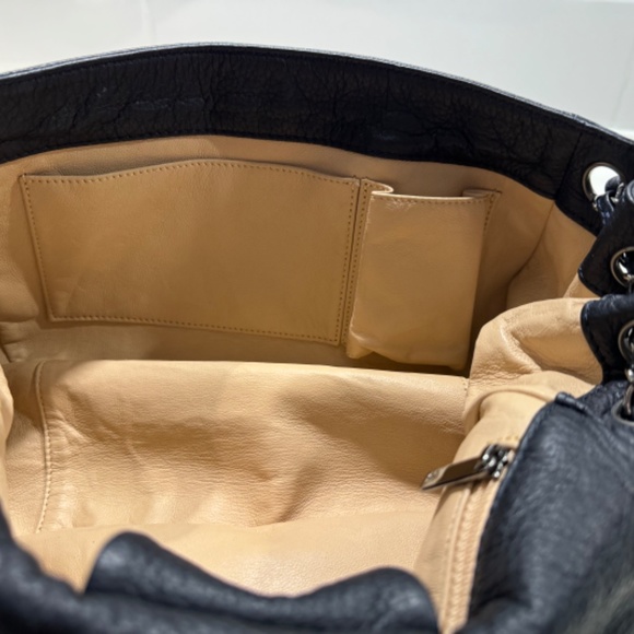 Vintage CHANEL Leather Luxe Ligne accordion flap bag - Picture 3 of 17